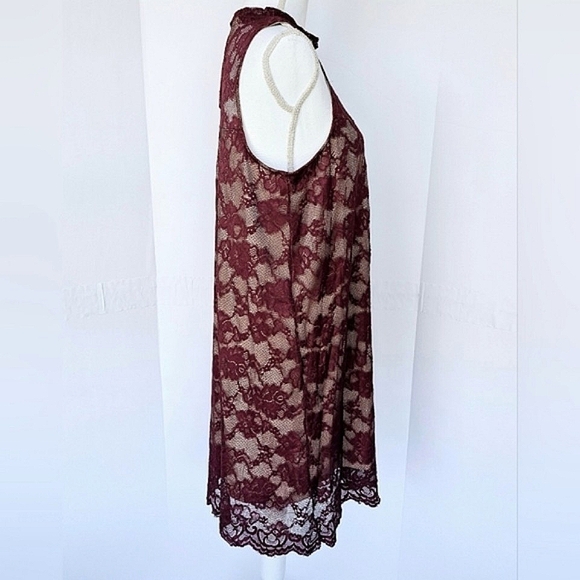 Love Fire Womens Burgundy Mock Neck Floral Lace Sleeveless Cocktail Dress Large - Picture 6 of 13